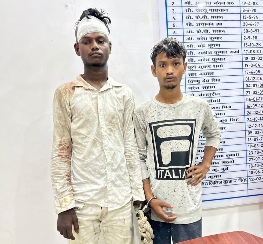 ADITYAPUR थाना पुलिस ने दो चोरों को गिरफ्तार कर भेजा जेल