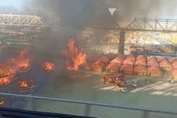 prayagraj "महाकुंभ मेला में आग की घटना, कई तंबू खाक"