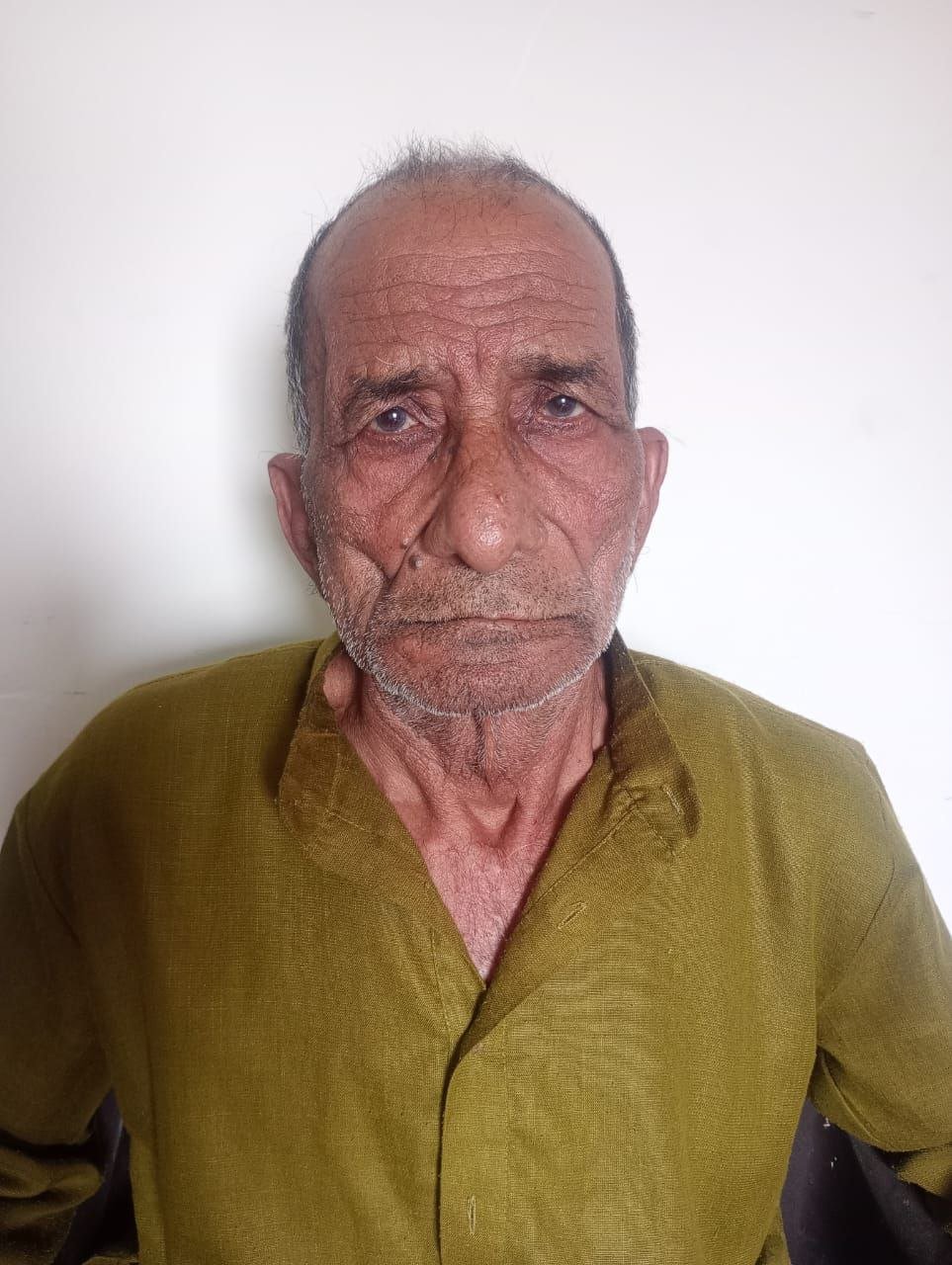 MAU एक पिता को कलयुगी पुत्रों से जान का खतरा,भांजा बना सहारा