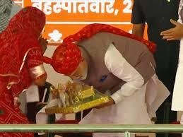 राजस्थान में PM बोले-हमारी सेना PAK को घुटनों पर लाई