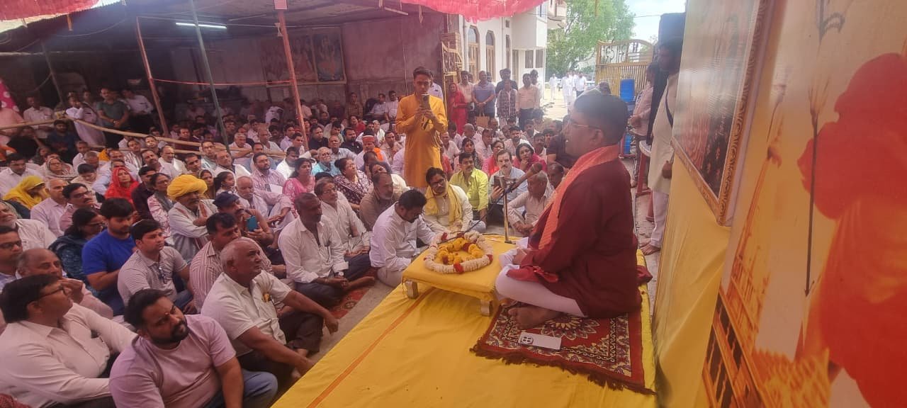 टोंक,5 अप्रैल।टोंक से एस रहमान कि रिपोर्ट।धर्म के साथ राष्ट्र प्रेम भी आवश्यक है। आचार्य पंडित राजकुमार शर्मा ।