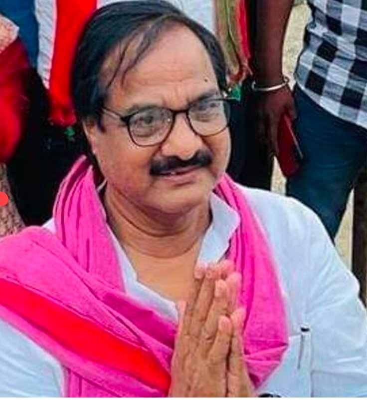 सुलतानपुर जनपद में सियासी हलचल तेज़ ,अखिलेश यादव के दौरे से नदारद दिखे सांसद राम भुआल निषाद, राजनीतिक गलियारों में चर्चाओं का बाजार गर्म