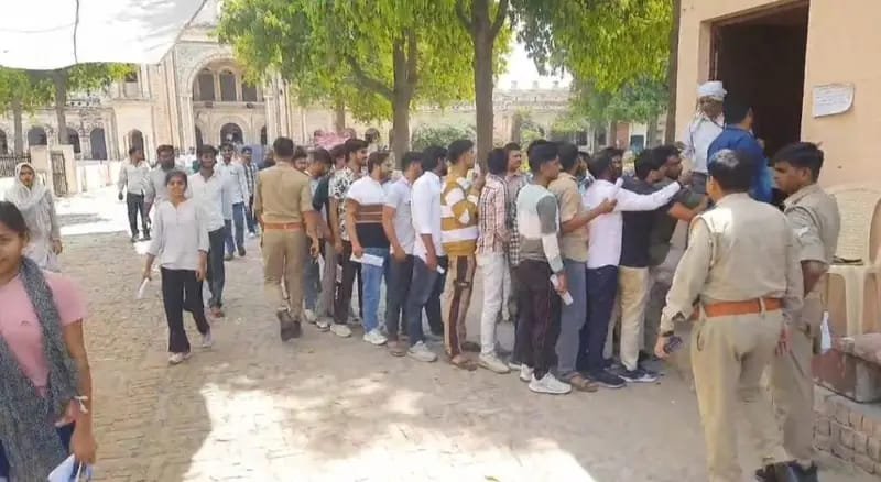 निस्वार्थ सेवा संस्थान के द्वारा वृद्धाश्रम में दो कीट नाशक मशीन की भेंट